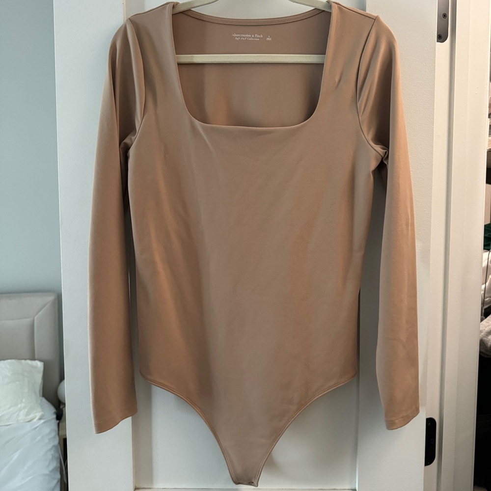 Abercrombie & Fitch Nude/Tan Long Sleeve Scoop Neck Bodysuit